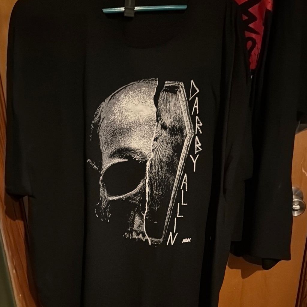 Black Graphic Tee  Short Sleeve